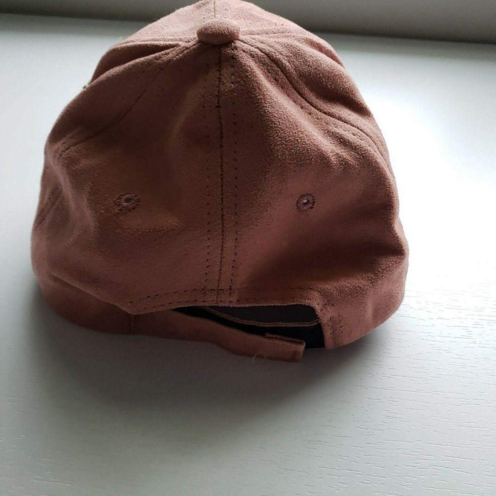 David And Young Flower Suede Ball Chill Cap Hat - Picture 3 of 8